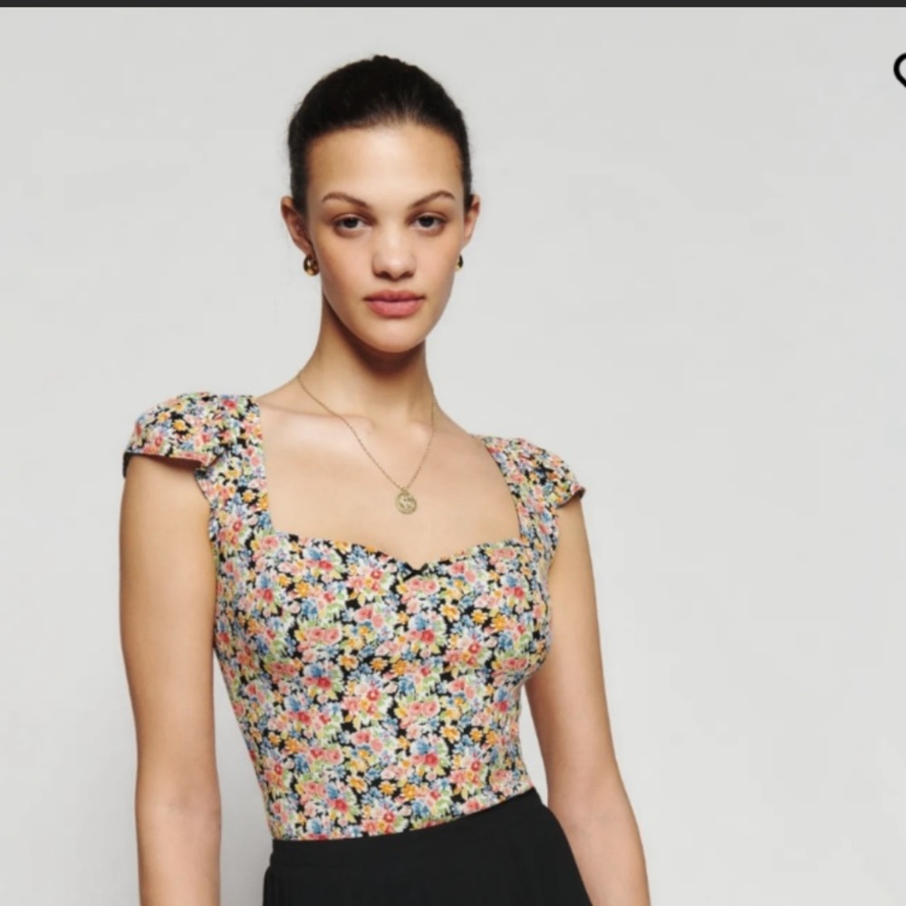 Reformation Kinsley Short Sleeve Top